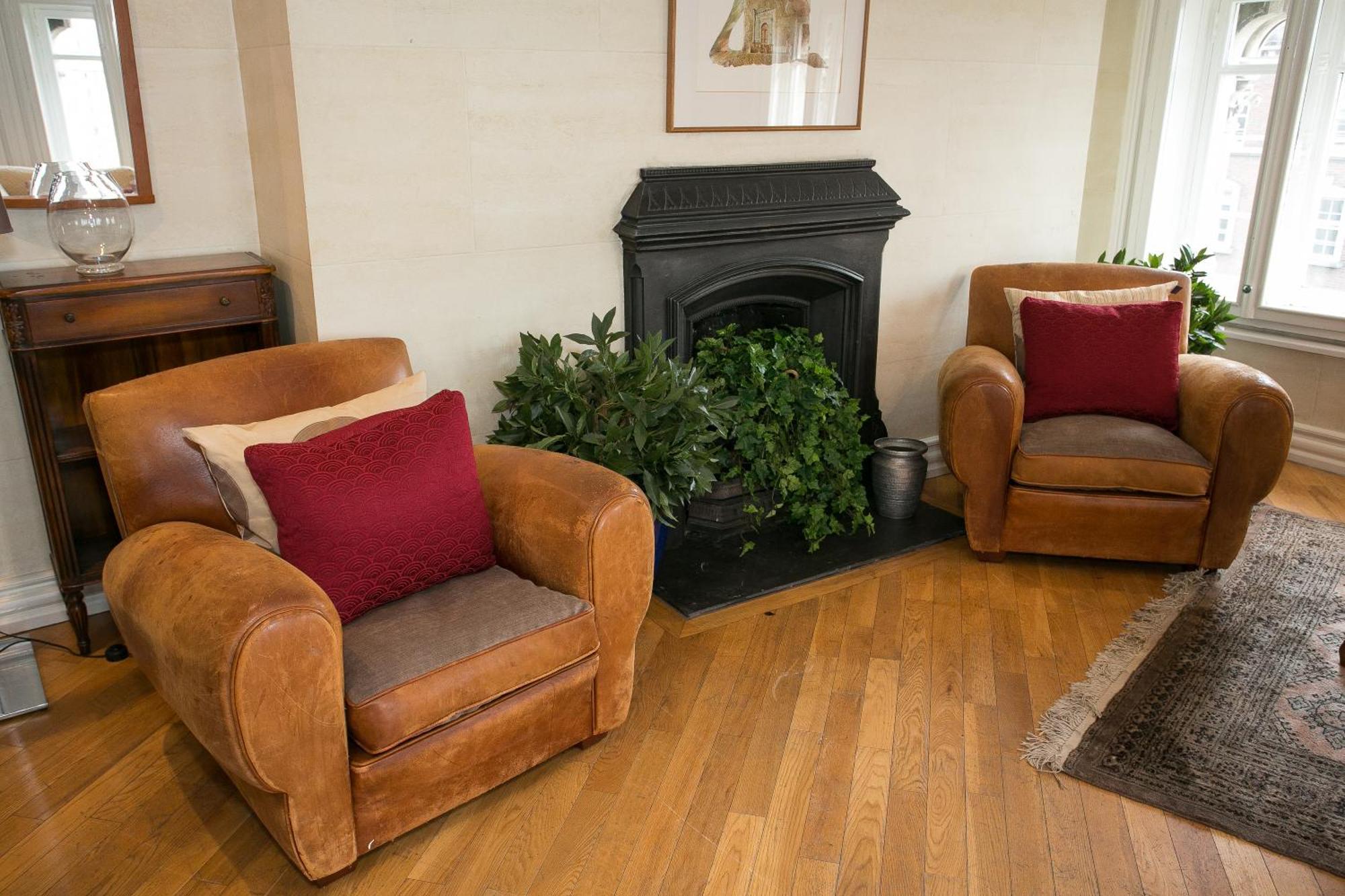 Parnell Boulevard Apartment